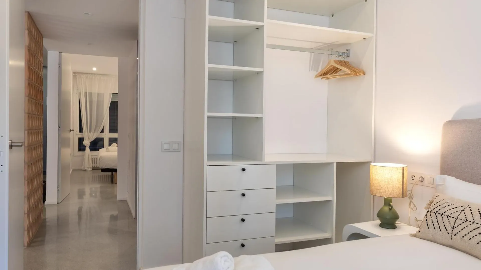 Flateli Lorenzana 35 A خيرونا شقة